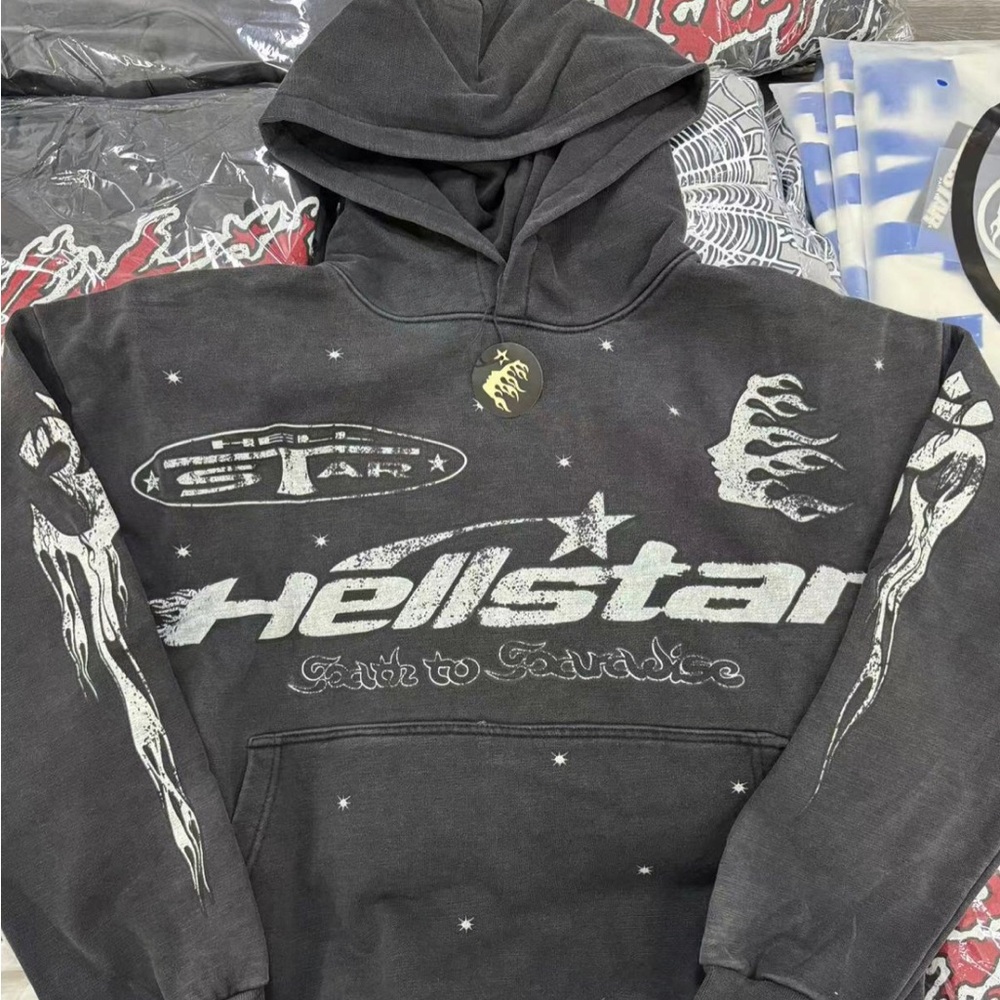 Black and White Graphic Sweatshirt hellstar